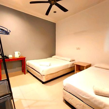 Jaya 5 Homestay - Taman Jaya クアラルンプール エクステリア 写真