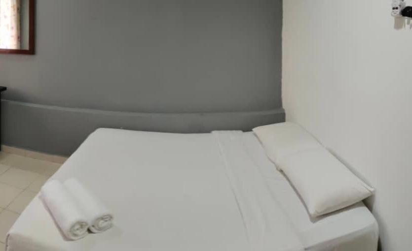 Jaya 5 Homestay - Taman Jaya クアラルンプール エクステリア 写真
